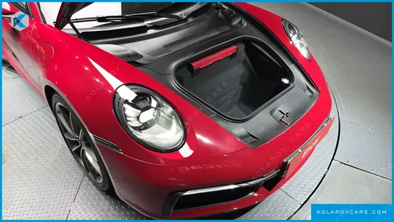 PORSCHE 911 CARRERA 4S