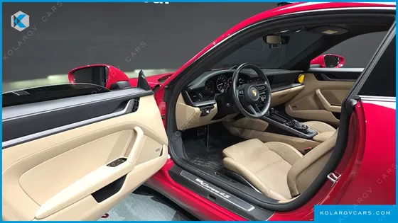 PORSCHE 911 CARRERA 4S