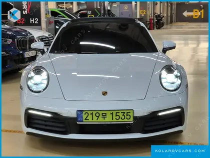 PORSCHE 911 CARRERA 4
