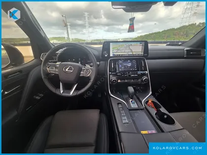 LEXUS LX 700H OVERTRAIL
