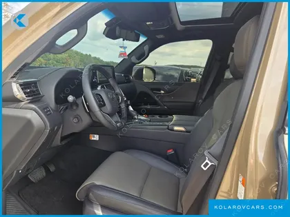 LEXUS LX 700H OVERTRAIL
