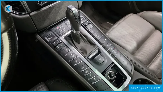 PORSCHE MACAN 3.6 TURBO