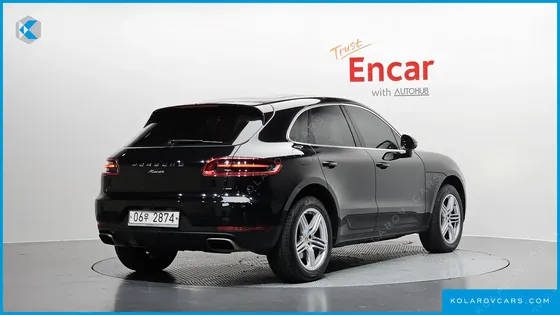 PORSCHE MACAN 2.0