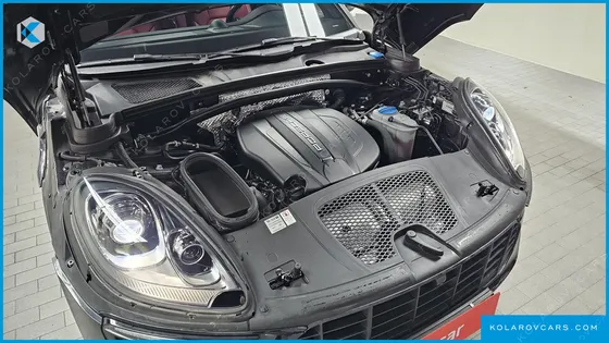 PORSCHE MACAN 2.0