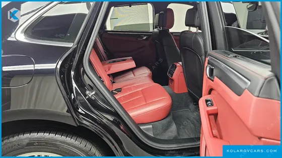 PORSCHE MACAN 2.0