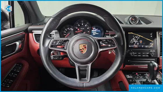PORSCHE MACAN 2.0