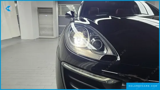 PORSCHE MACAN 2.0