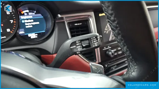 PORSCHE MACAN 2.0