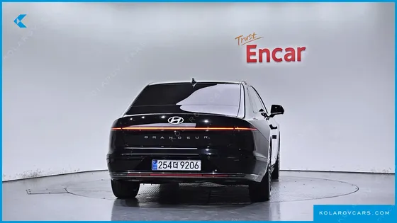 HYUNDAI GRANDEUR CALLIGRAPHY