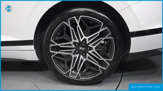 HYUNDAI GRANDEUR EXCLUSIVE