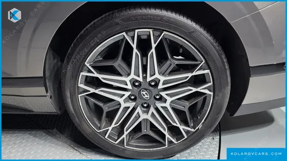 HYUNDAI GRANDEUR EXCLUSIVE