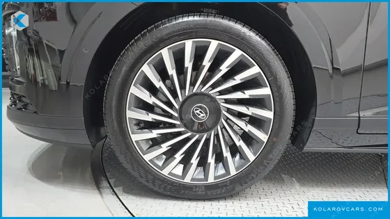 HYUNDAI GRANDEUR CALLIGRAPHY