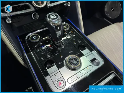 BENTLEY FLYING SPUR 4.0 AZURE
