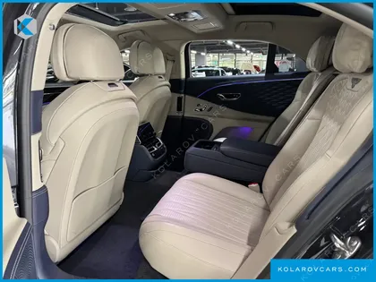 BENTLEY FLYING SPUR 4.0 AZURE