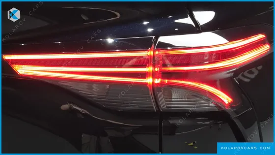 TOYOTA SIENNA 2.5 HYBRID AWD