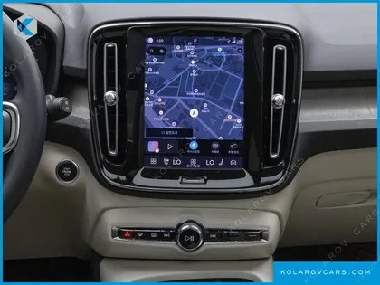 VOLVO XC40 B4 ULTIMATE BRIGHT