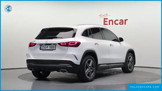 MERCEDES GLA-CLASS GLA250 4MATIC