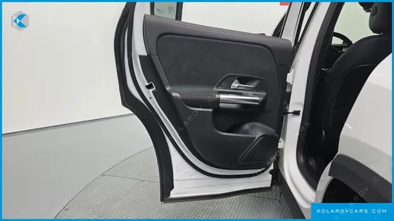MERCEDES GLA-CLASS GLA250 4MATIC