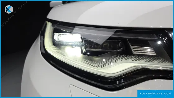 LAND ROVER DISCOVERY D300 HSE