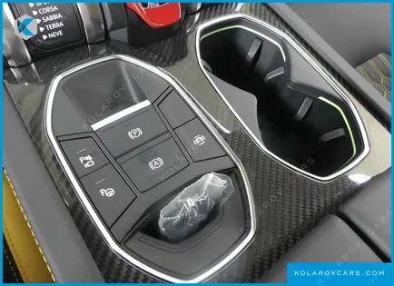 LAMBORGHINI URUS 4.0 V8 S
