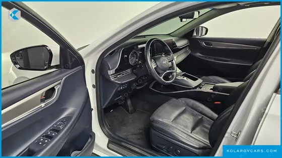 HYUNDAI GRANDEUR 3.0 LPI RENT CAR