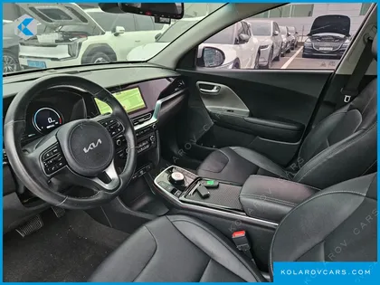 KIA NIRO EARTH
