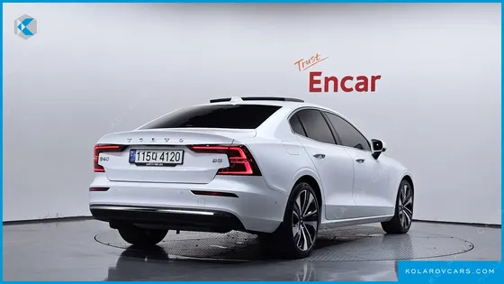 VOLVO S60 B5 ULTIMATE BRIGHT