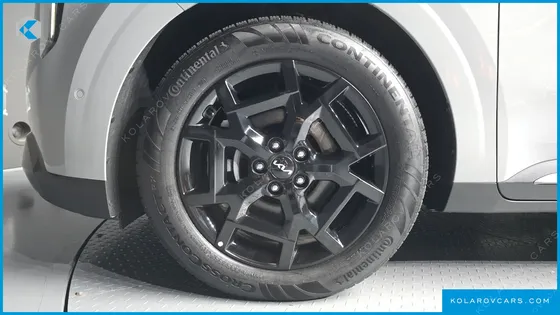 KIA CARNIVAL GASOLINE 7-SEATER GRAVITY