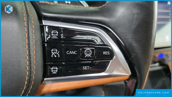 JEEP CHEROKEE L 3.6 SUMMIT RESERVE