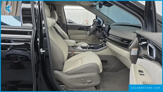 KIA CARNIVAL HEV 4-SEATER HI LIMOUSINE