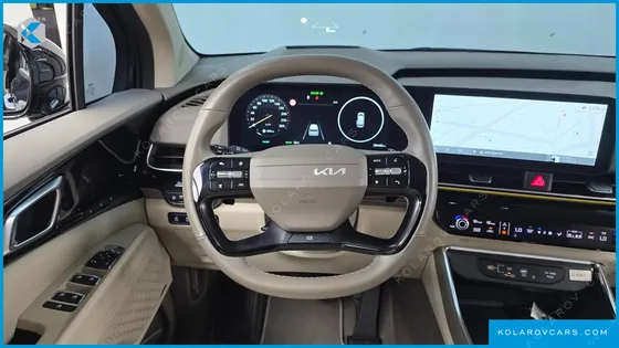 KIA CARNIVAL HEV 4-SEATER HI LIMOUSINE