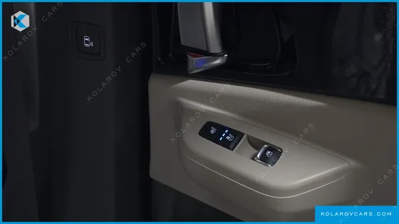 KIA CARNIVAL GASOLINE 7-SEATER HI LIMOUSINE