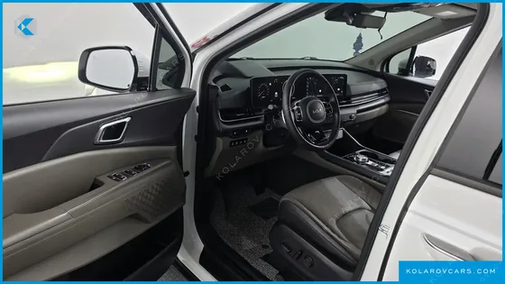 KIA CARNIVAL GASOLINE 9-SEATER NOBLESSE