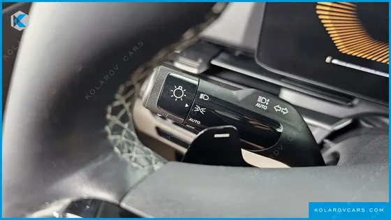KIA CARNIVAL HEV 9 SEATER PRESTIGE