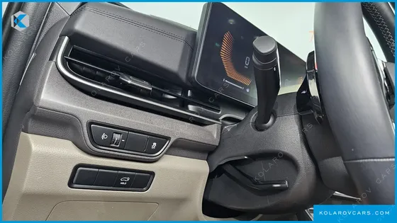 KIA CARNIVAL HEV 9 SEATER PRESTIGE