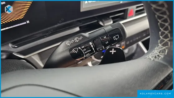KIA CARNIVAL HEV 9 SEATER PRESTIGE