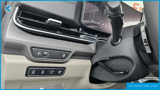 KIA CARNIVAL HEV 9SEATER NOBLESS