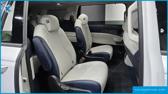 KIA CARNIVAL HEV 9SEATER SIGNATURE