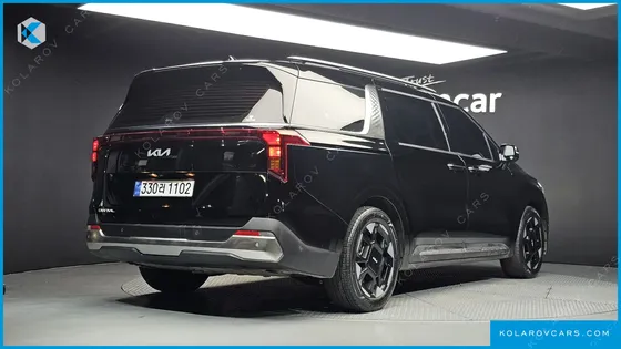 KIA CARNIVAL GASOLINE 7-SEATER NOBLESSE