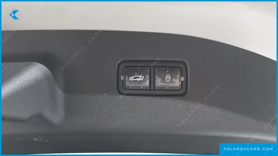 GENESIS G70 GASOLINE 2.5T 2WD