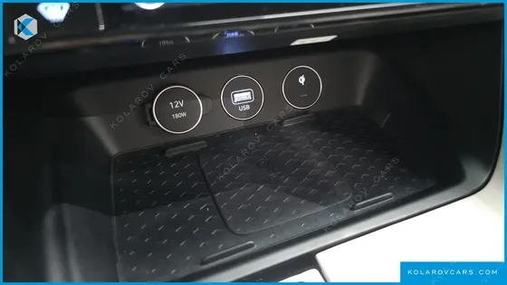 GENESIS G70 GASOLINE 2.5T 2WD