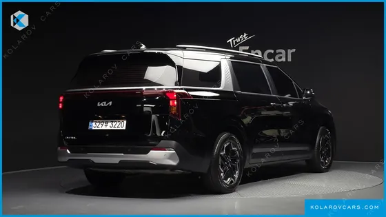 KIA CARNIVAL 9-SEATER PRESTIGE