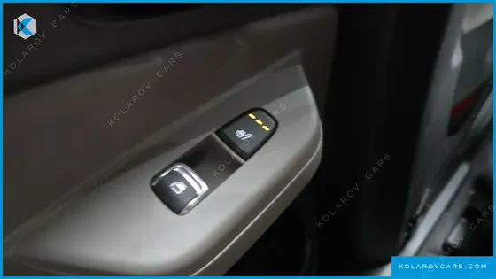 KIA CARNIVAL 9-SEATER PRESTIGE