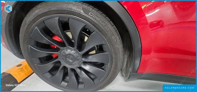 TESLA MODEL Y PERFORMANCE AWD