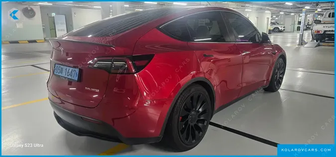 TESLA MODEL Y PERFORMANCE AWD