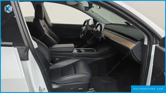 TESLA MODEL Y LONG RANGE AWD