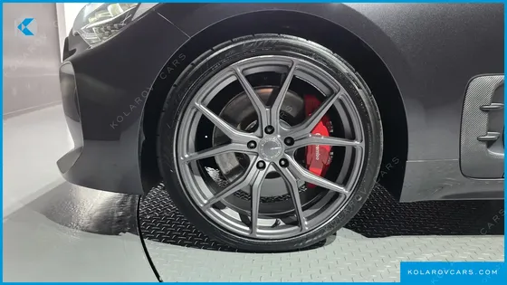 KIA STINGER 3.3 TURBO 2WD