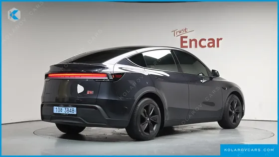TESLA MODEL Y RWD