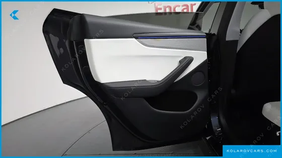 TESLA MODEL Y RWD