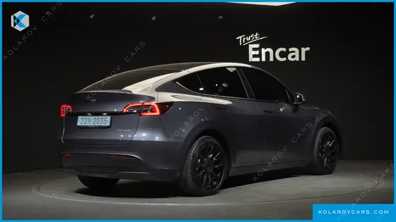 TESLA MODEL Y LONG RANGE AWD